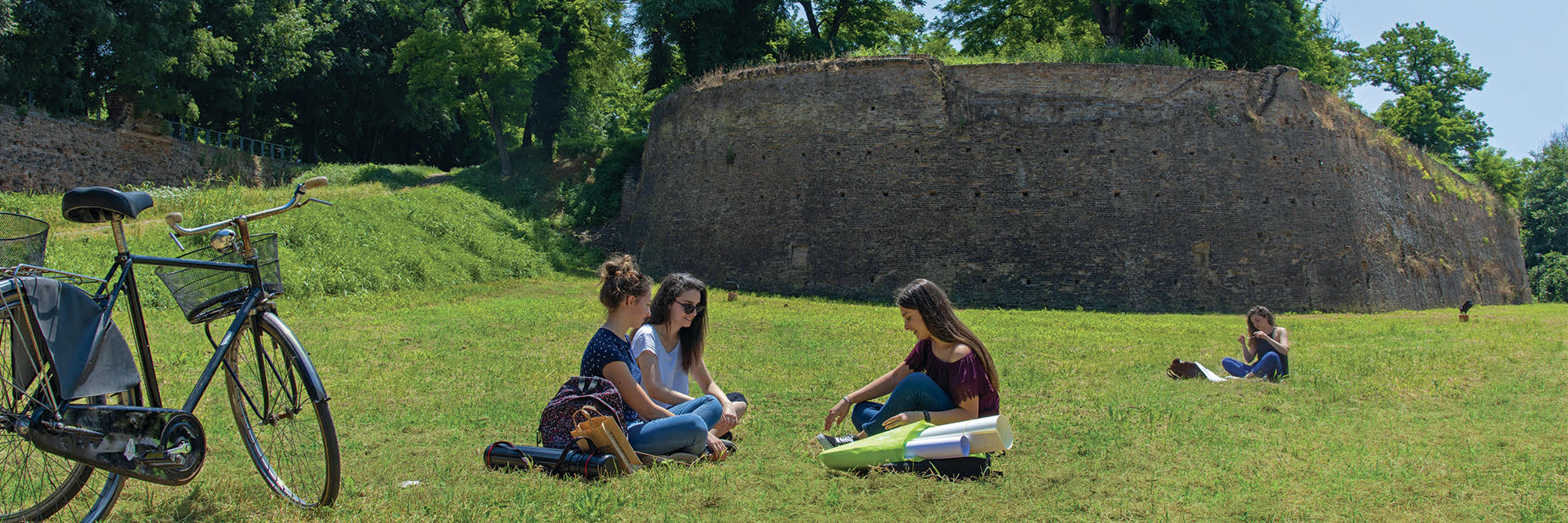 Scopri e coltiva con noi il tuo futuro.